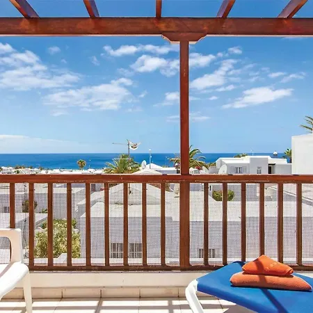 Puerto Del Carmen Sleeps 4 Air Con Wifi *